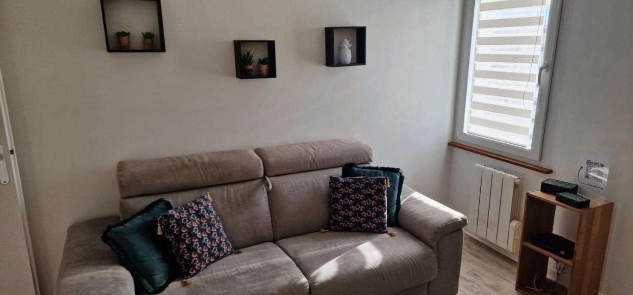 L' Oteni Publier Bagian luar foto