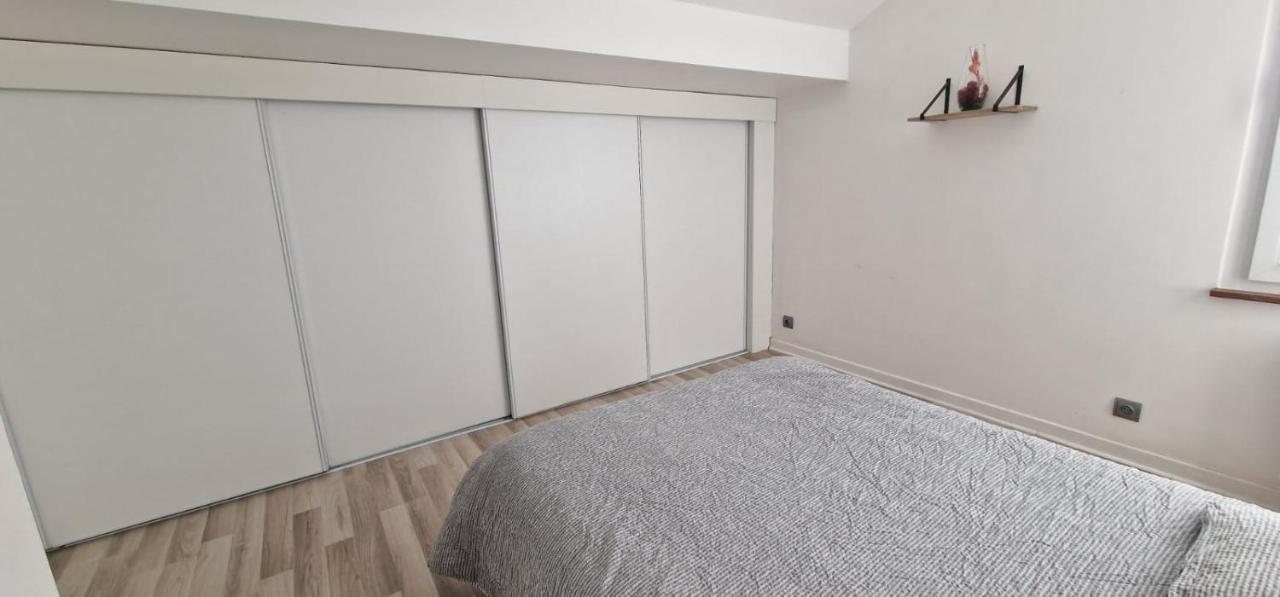 L' Oteni Publier Bagian luar foto
